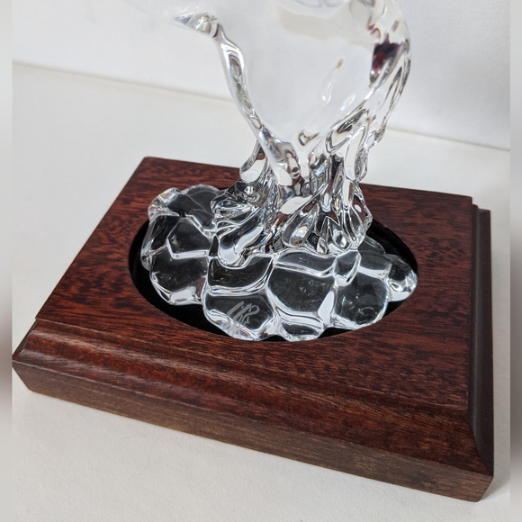1999 Waterford Crystal Pegasus Legends and Lores 7 inch sculpture with wood base - Picture 10 of 14